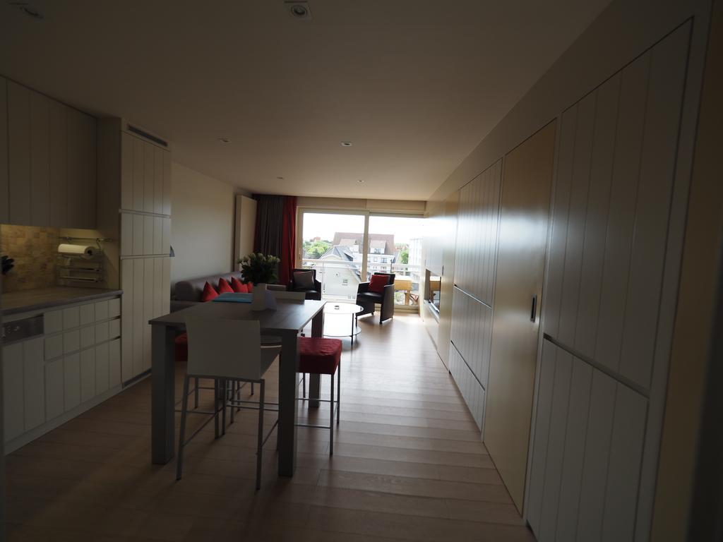 Appartement Sur La Digue - De Haan - Le Coq - Silver Beach D2 Esterno foto